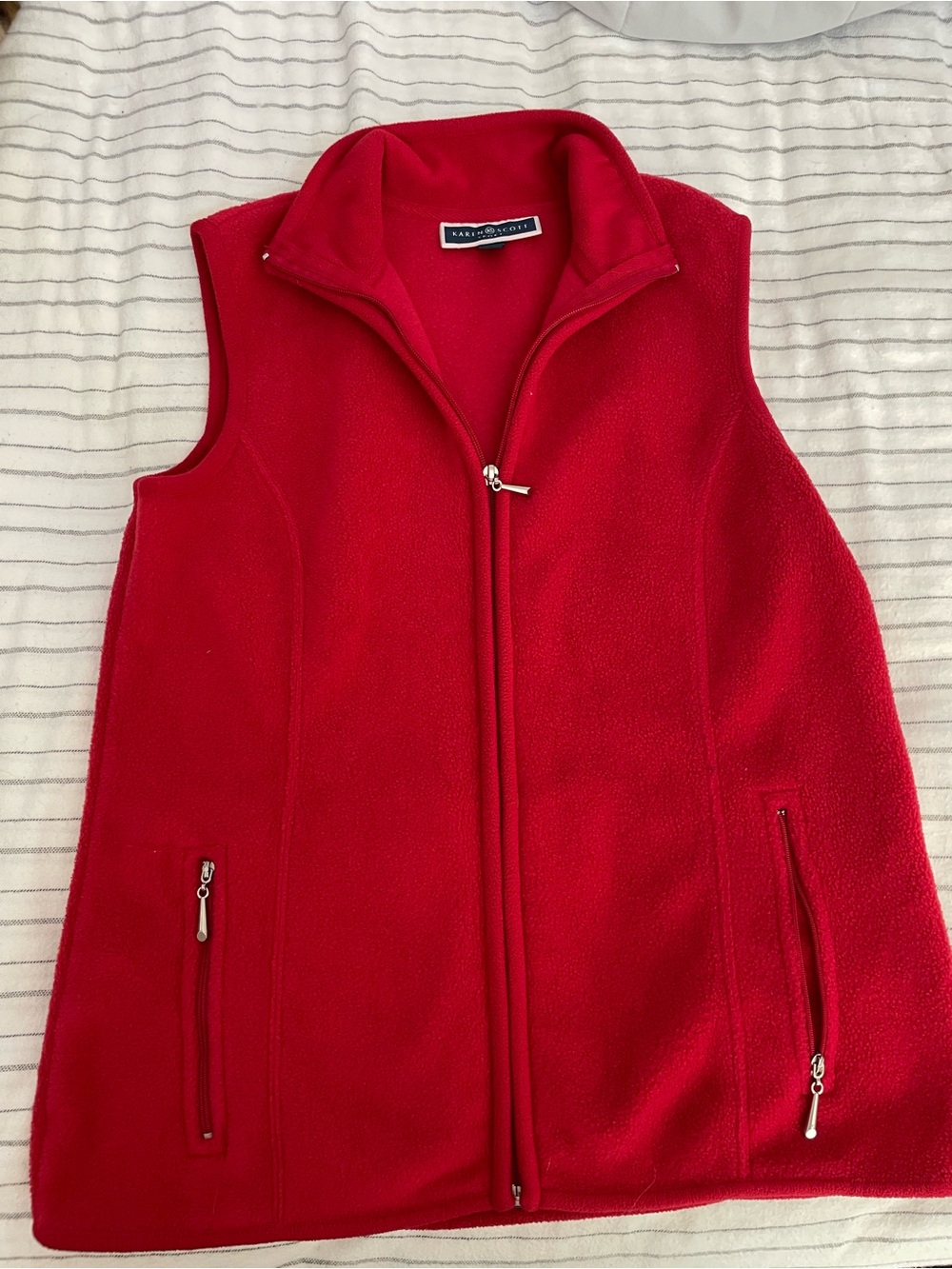 Karen Scott Red Sleeveless Zip-Front Fleece Vest